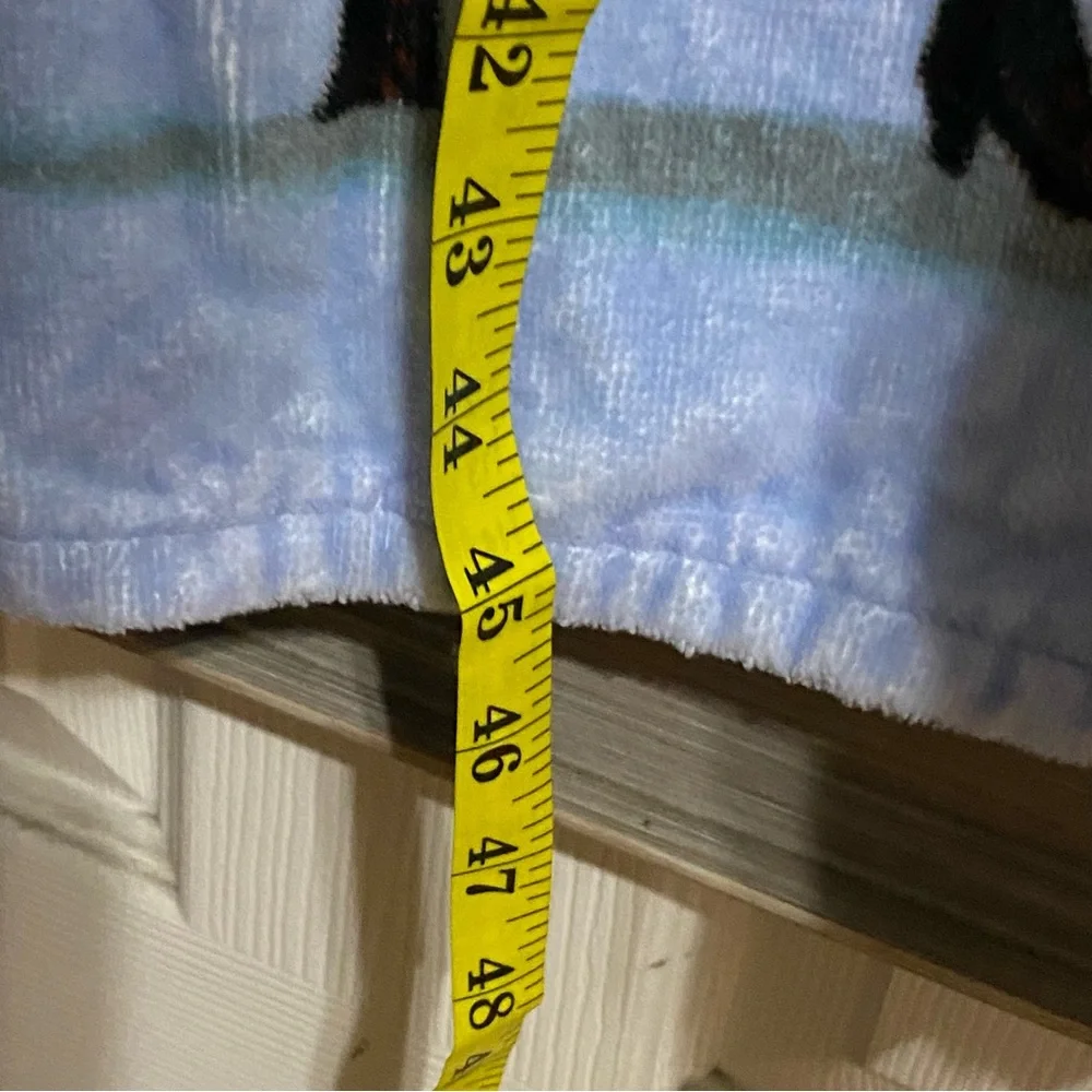 disney frozen 2 towel NWOT